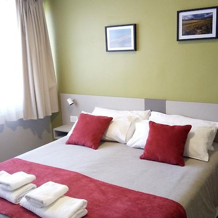 Estepa Hotel 헤네랄 로카 외부 사진