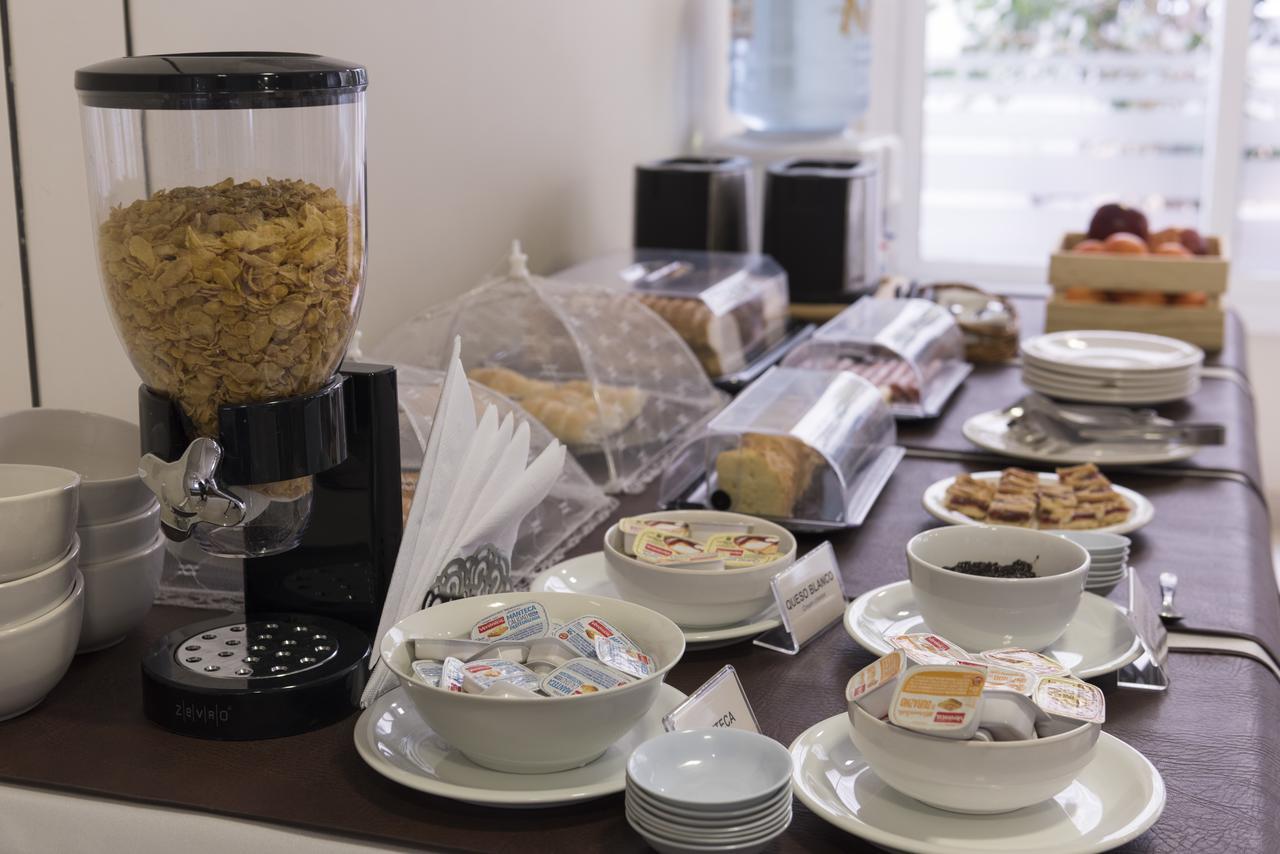 Estepa Hotel 헤네랄 로카 외부 사진