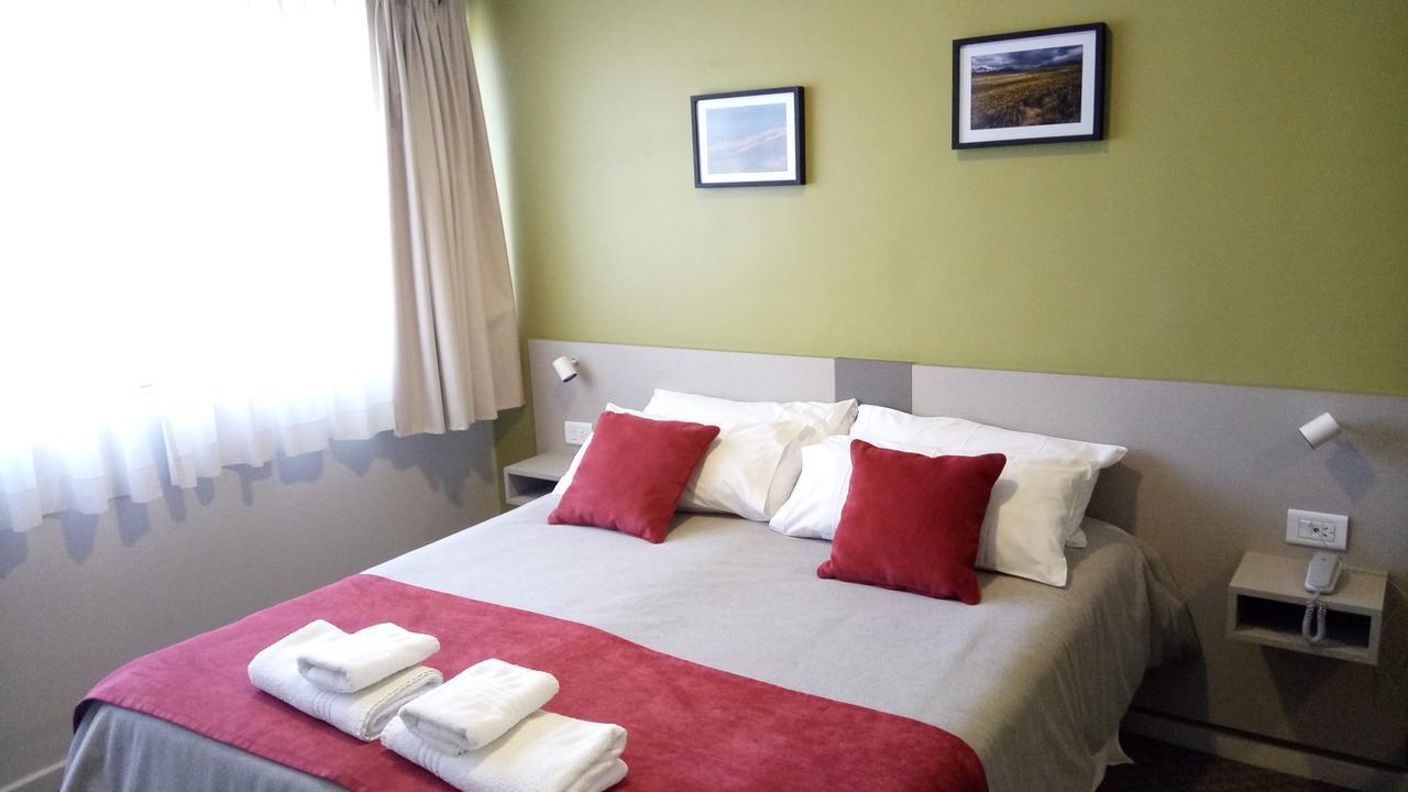 Estepa Hotel 헤네랄 로카 외부 사진