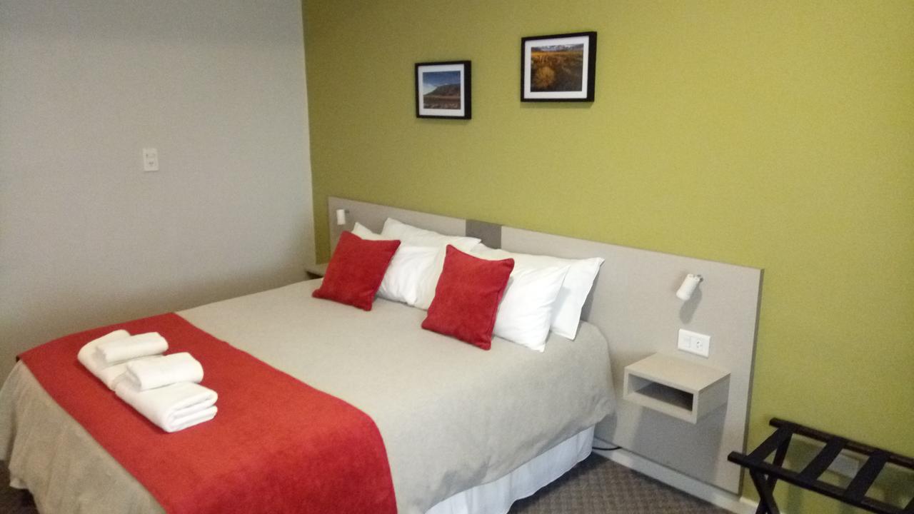 Estepa Hotel 헤네랄 로카 외부 사진