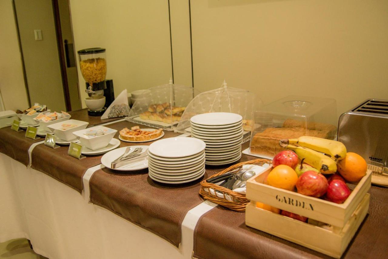 Estepa Hotel 헤네랄 로카 외부 사진